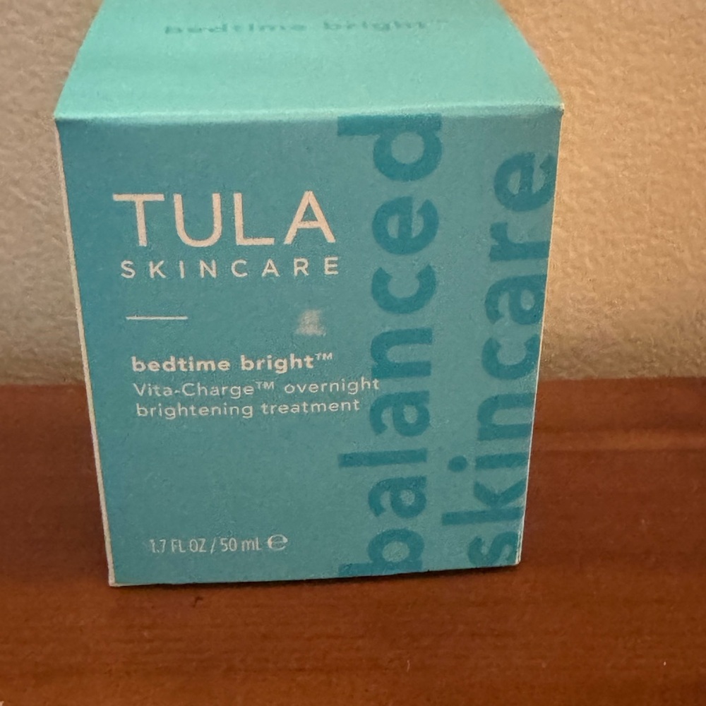 TULA Skincare Bedtime Bright Vita-Charge Overnight Treatment - Blue